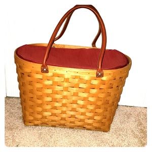 2004 Longaberger "Boardwalk" basket